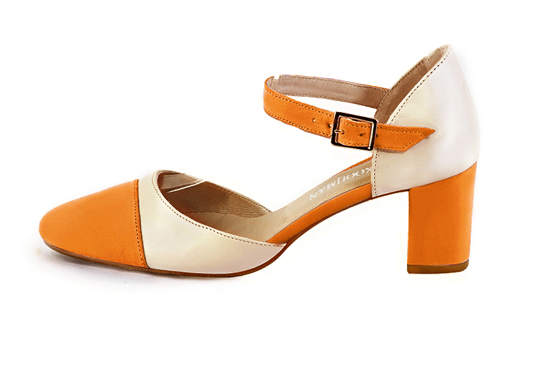 Apricot orange and champagne white women's open side shoes, with an instep strap. Round toe. Medium block heels. Profile view - Florence KOOIJMAN